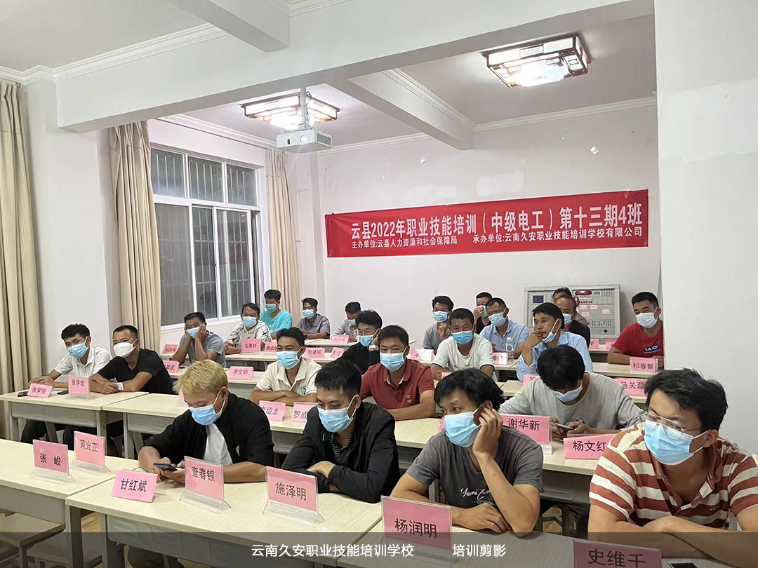 У617ekƿh2022IӖ(м늹)ʮ4_xʽ