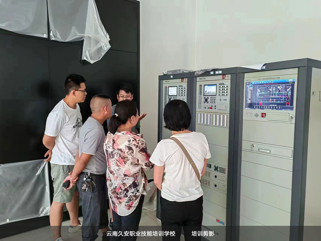 УώRо񲡌tԺFָٽ̌W